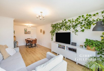 let randolph court london 44370 - Gibbs Gillespie