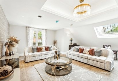 for sale 10, birchwood house london 44507 - Gibbs Gillespie