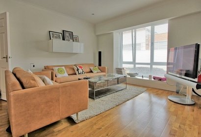 let agreed oakridge house london 44775 - Gibbs Gillespie