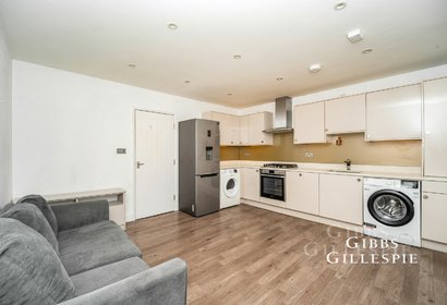 let pield heath road london 44877 - Gibbs Gillespie