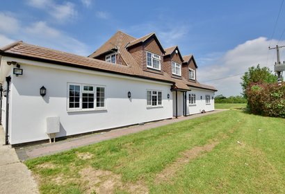 let agreed kingcup farm london 44896 - Gibbs Gillespie