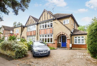 let grimsdyke road london 44935 - Gibbs Gillespie