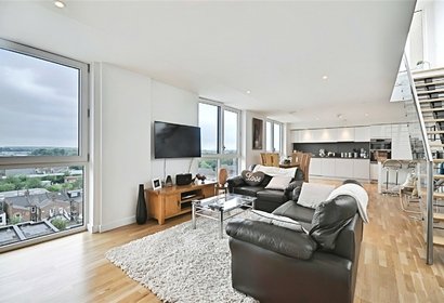 to let baltic avenue london 45441 - Gibbs Gillespie