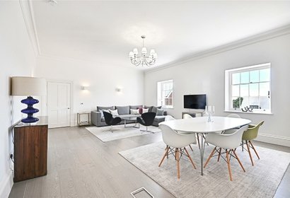 to let egerton drive london 45580 - Gibbs Gillespie