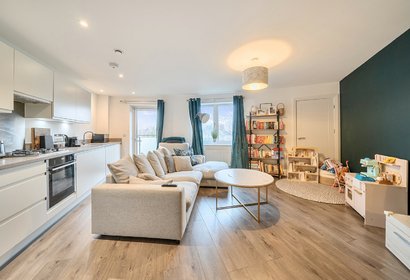 for sale sutton court road london 45625 - Gibbs Gillespie