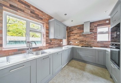to let lynch close london 46553 - Gibbs Gillespie