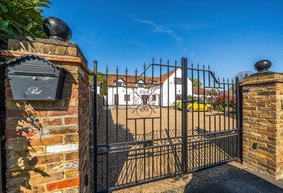 for sale church lane london 46565 - Gibbs Gillespie