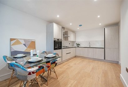 to let high street london 46597 - Gibbs Gillespie