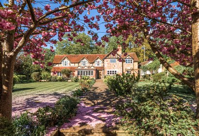 for sale field end road london 46958 - Gibbs Gillespie