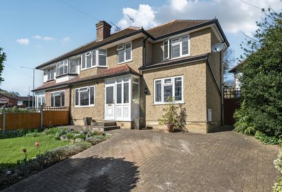 for sale north way london 47118 - Gibbs Gillespie