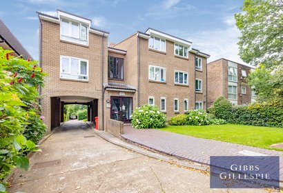 let avon court london 47139 - Gibbs Gillespie