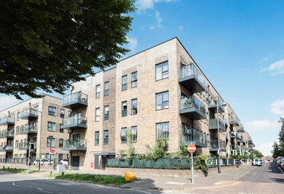 to let oxhey drive london 47166 - Gibbs Gillespie