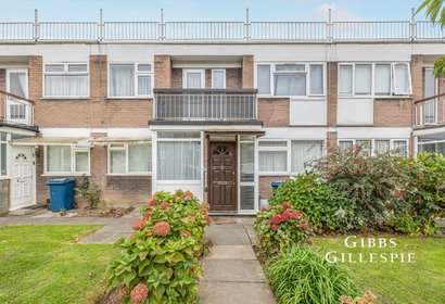 let agreed garden court london 47447 - Gibbs Gillespie