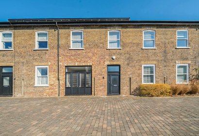 under offer royal quay london 48341 - Gibbs Gillespie