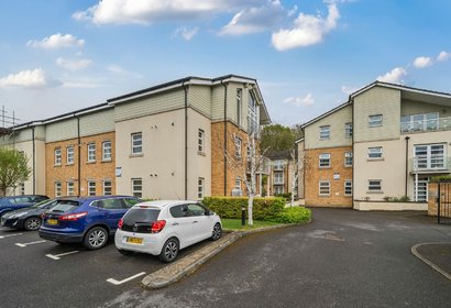 for sale the quadrant london 48563 - Gibbs Gillespie
