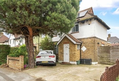 to let pear tree avenue london 49014 - Gibbs Gillespie