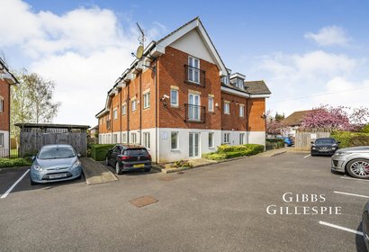 to let glebe avenue london 49137 - Gibbs Gillespie