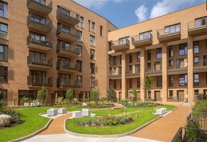for sale hendon waterside london 49370 - Gibbs Gillespie