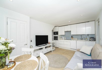 let sedley grove london 49392 - Gibbs Gillespie