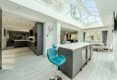 under offer the drive london 50086 - Gibbs Gillespie