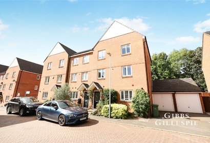 let thomas drive london 50684 - Gibbs Gillespie