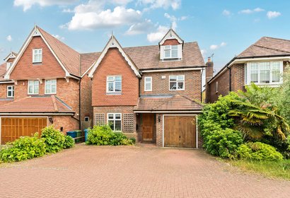 for sale flora close london 50793 - Gibbs Gillespie