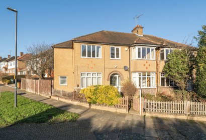 for sale lincoln road london 51567 - Gibbs Gillespie