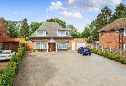 for sale wood lane close london 51700 - Gibbs Gillespie