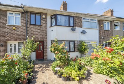 for sale briar crescent london 51909 - Gibbs Gillespie