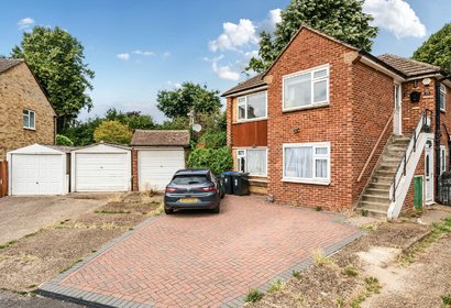 for sale sheepcote gardens london 51951 - Gibbs Gillespie