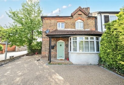 for sale park road london 52140 - Gibbs Gillespie