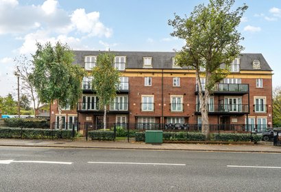 for sale marsh road london 52179 - Gibbs Gillespie