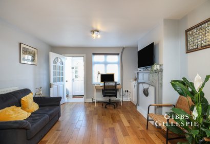 to let windmill lane london 52210 - Gibbs Gillespie