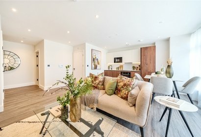 for sale chapters london 52609 - Gibbs Gillespie