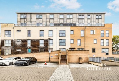 let agreed cameron crescent london 52650 - Gibbs Gillespie