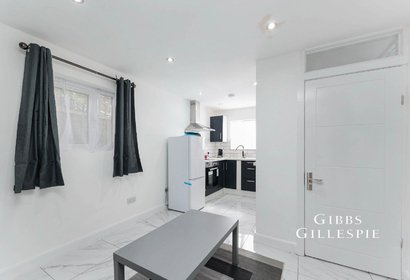 to let gledwood drive london 52782 - Gibbs Gillespie