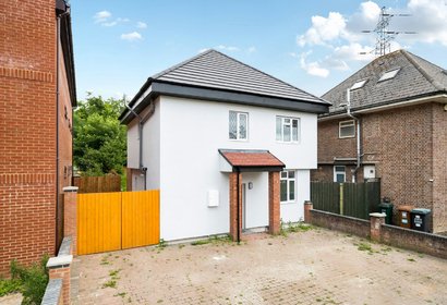 for sale bucknalls close london 53207 - Gibbs Gillespie