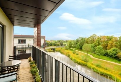for sale unwin way london 53323 - Gibbs Gillespie