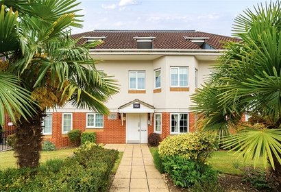 under offer gibbs green london 53329 - Gibbs Gillespie