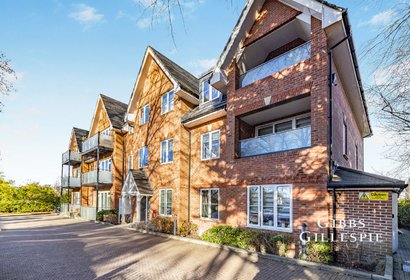 to let carew road london 53584 - Gibbs Gillespie