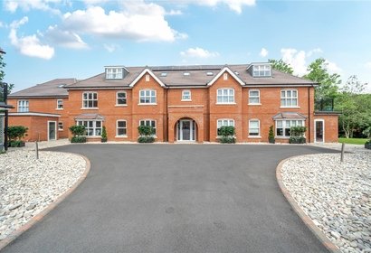 for sale meadow court london 53617 - Gibbs Gillespie