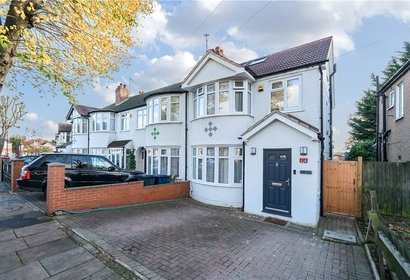 for sale conway crescent london 53713 - Gibbs Gillespie