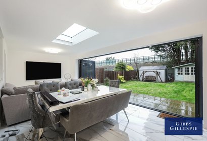 to let tolcarne drive london 54050 - Gibbs Gillespie