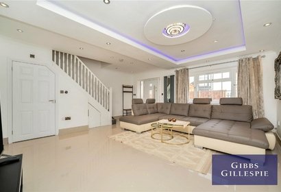 for sale school approach london 54069 - Gibbs Gillespie