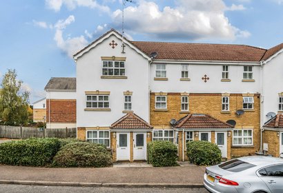 under offer evensyde london 54735 - Gibbs Gillespie