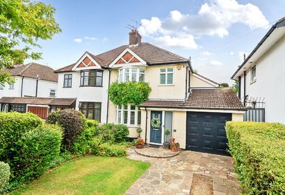 sold hampermill lane london 54868 - Gibbs Gillespie