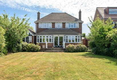for sale davenham avenue london 54876 - Gibbs Gillespie