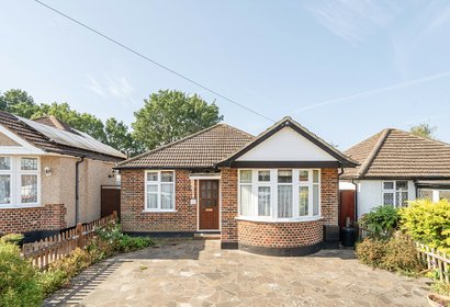 for sale woodford crescent london 54939 - Gibbs Gillespie