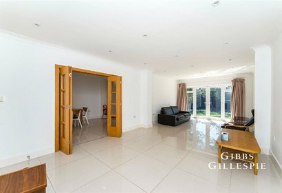 to let east close london 55041 - Gibbs Gillespie