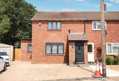 let agreed upper riding london 55732 - Gibbs Gillespie